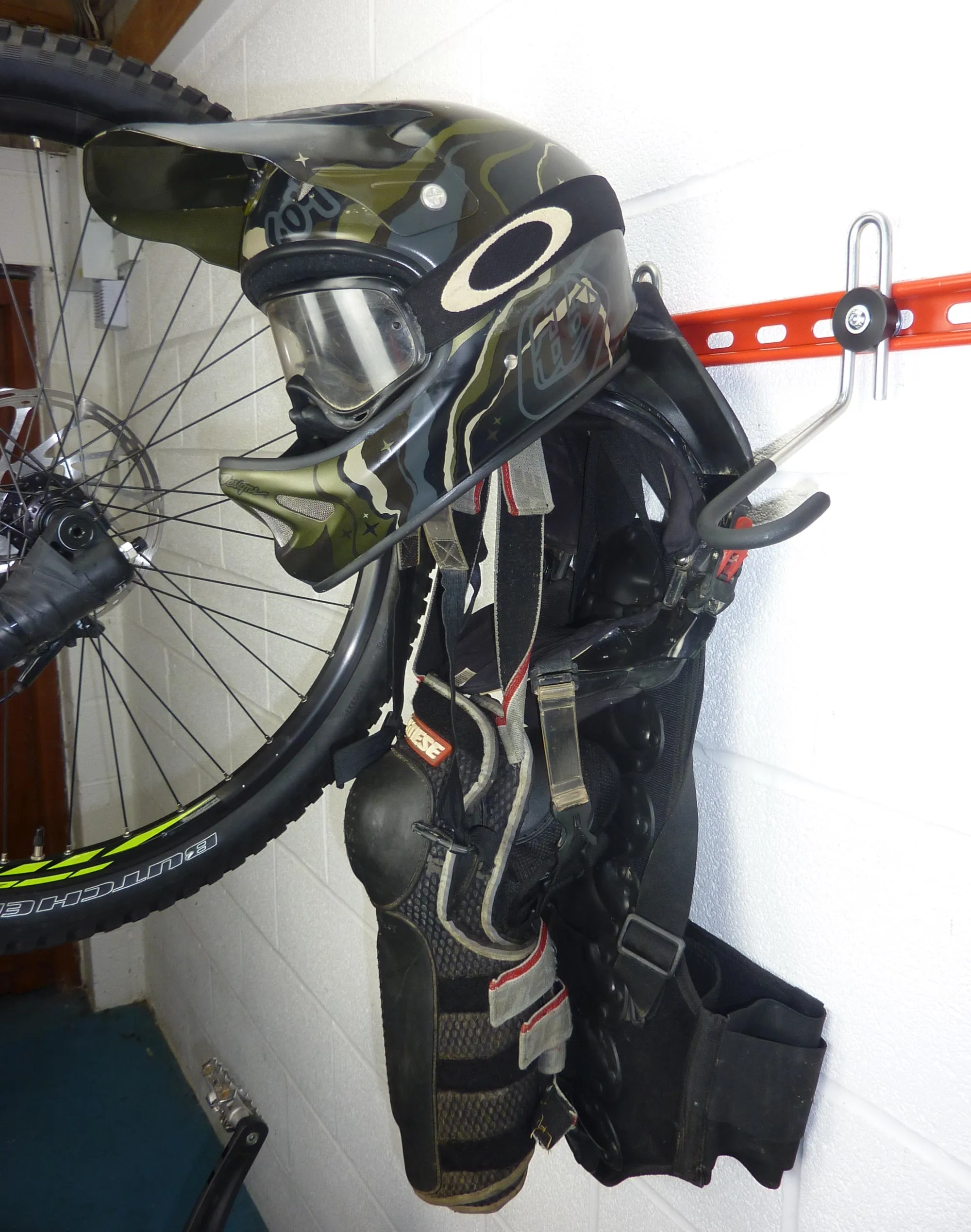 Bike Wall Hooks - extra GearHooks® for bikes, backpacks, helmets, tools and spare parts.