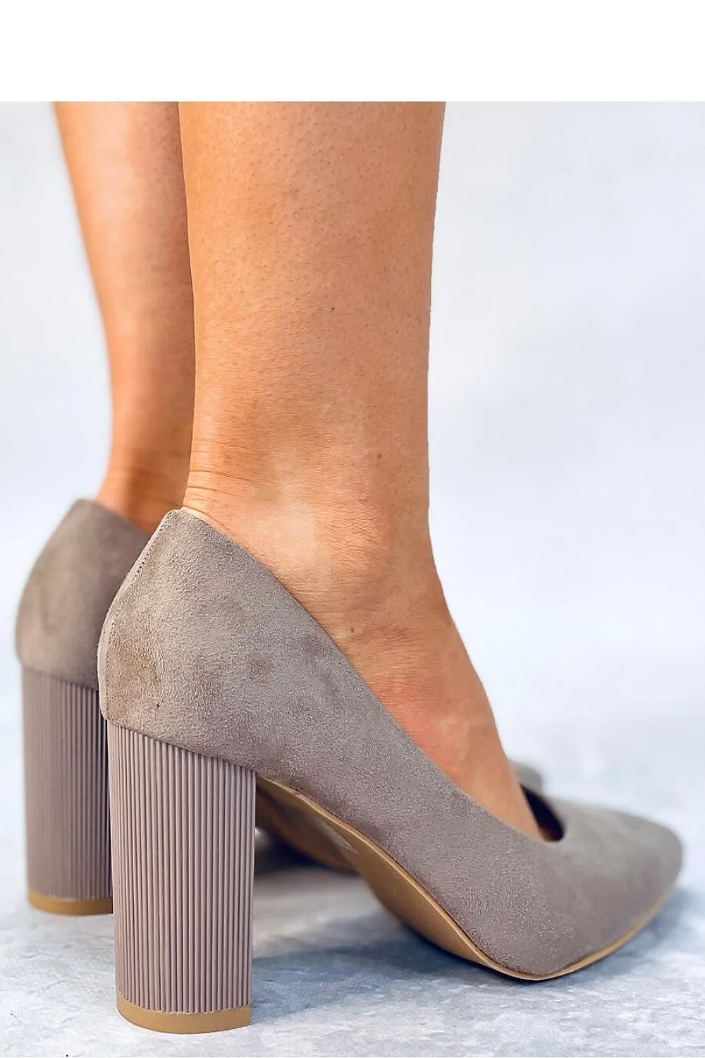 Block heel pumps