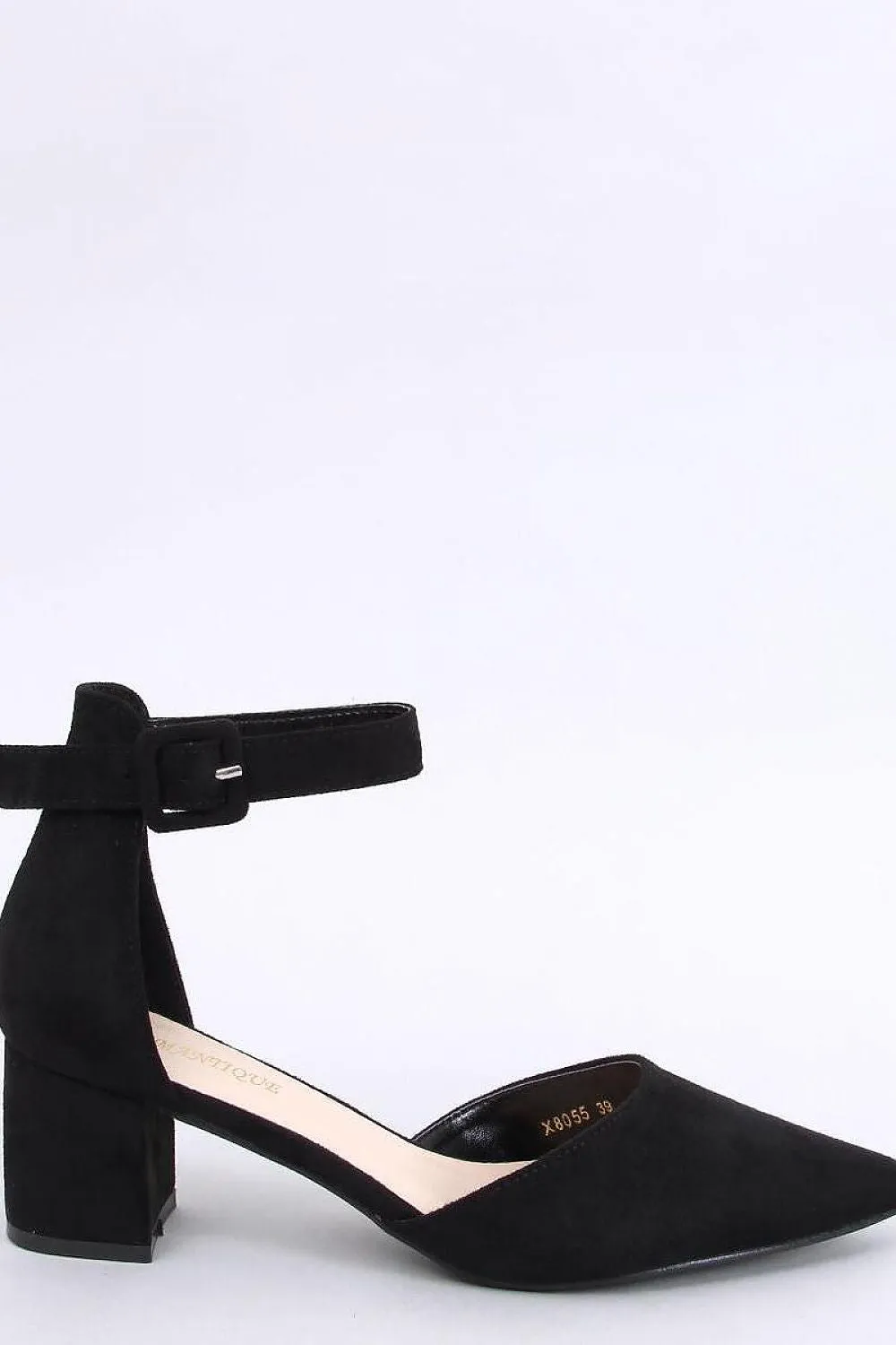 Block heel pumps