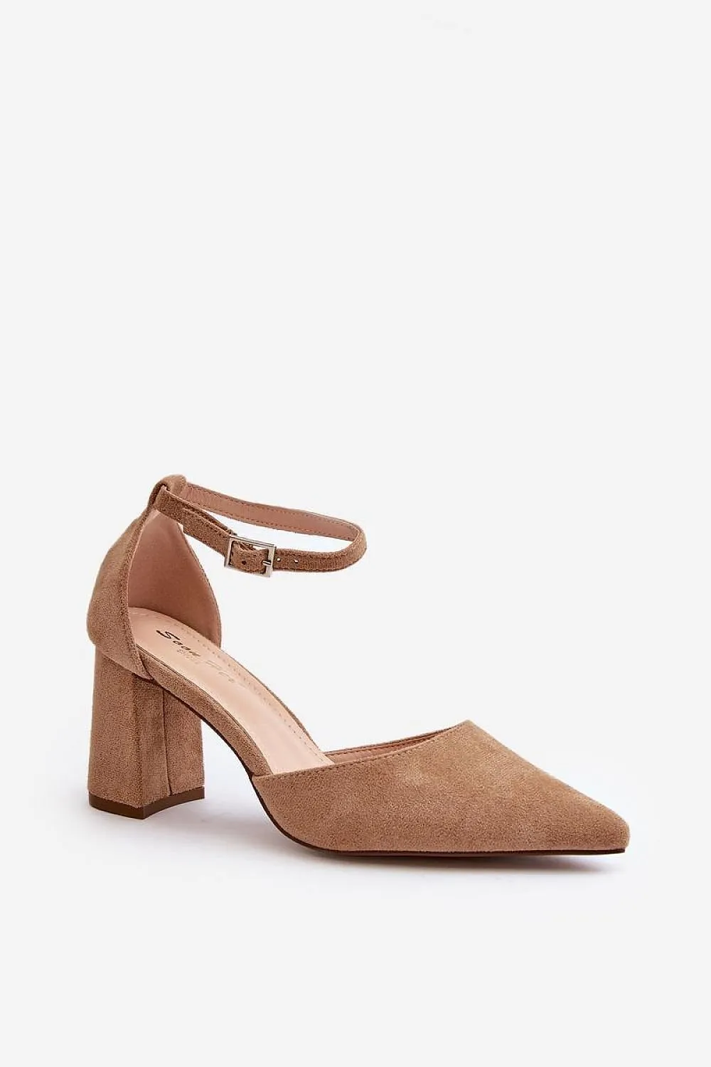 Block heel pumps