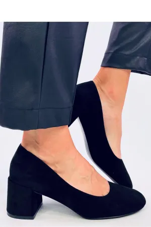 Block heel pumps