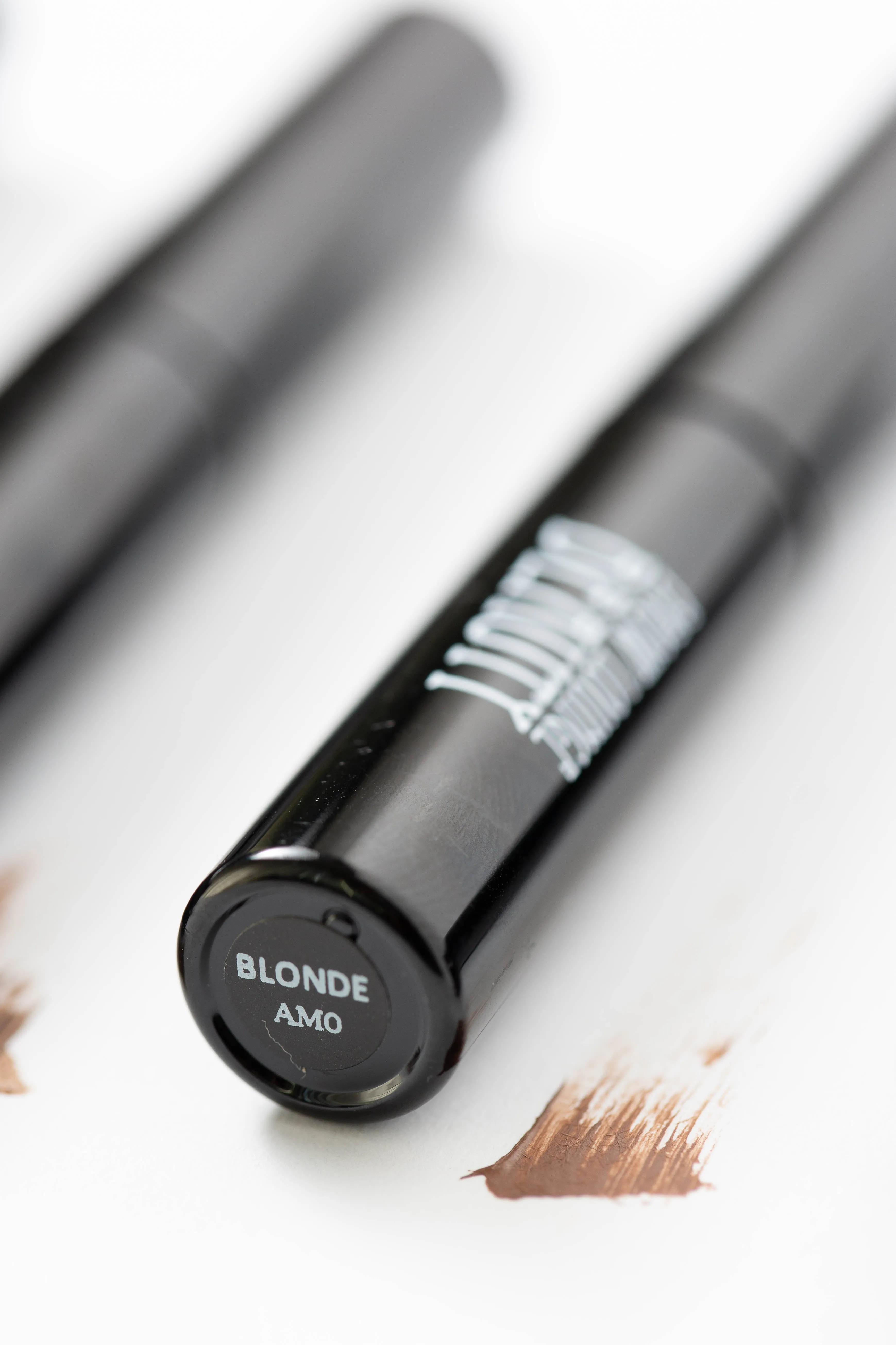 Brow Lounge Tinted Brow Gel