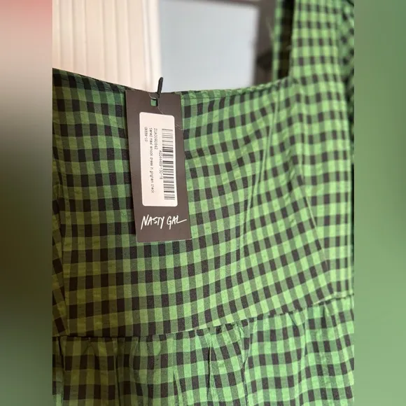 Chic Checkered Smock Maxi Dress – Size 6- Brand New