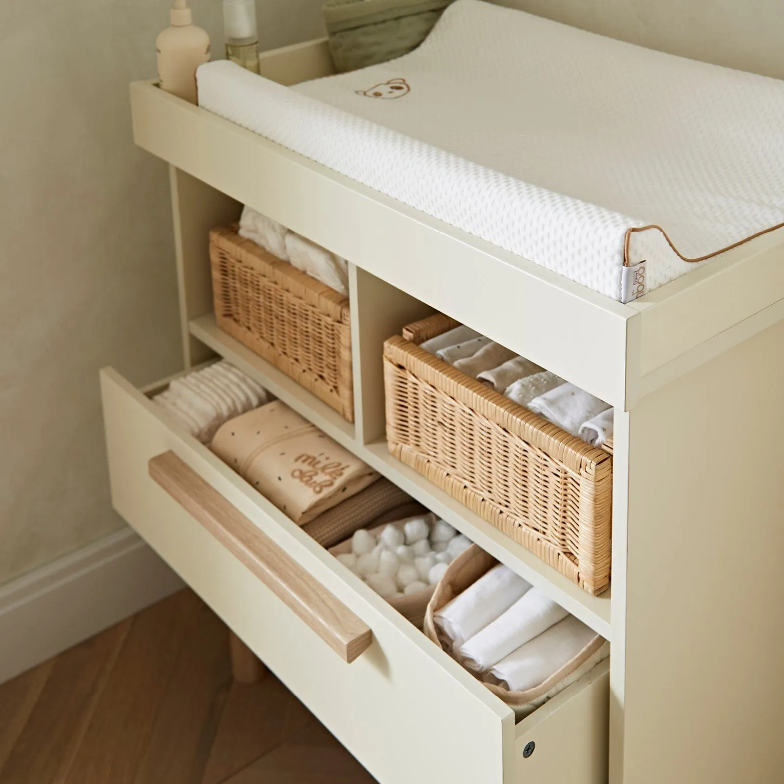 CuddleCo Harper Dresser Changer - Cream