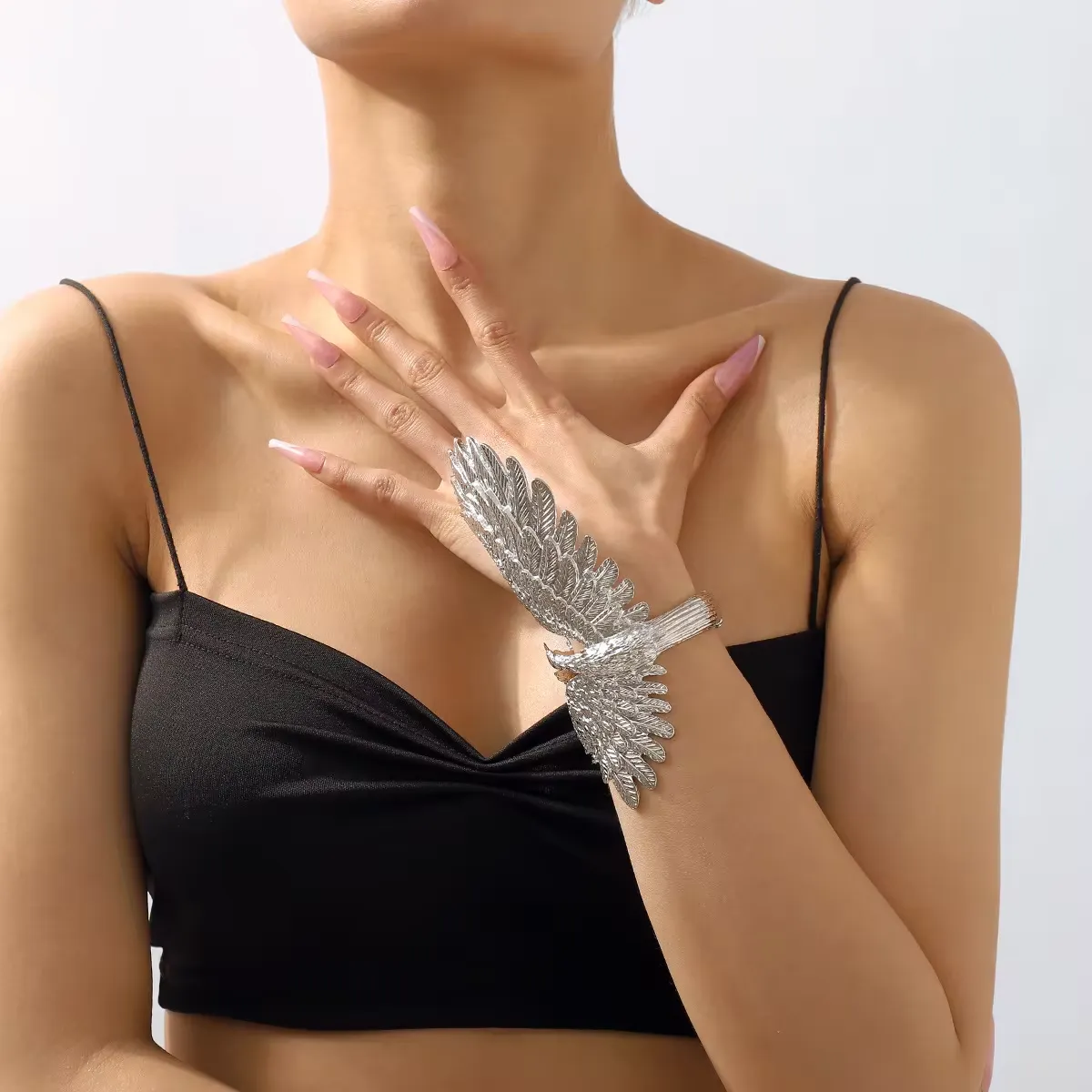 Exaggerated Metal Eagle Bracelet
