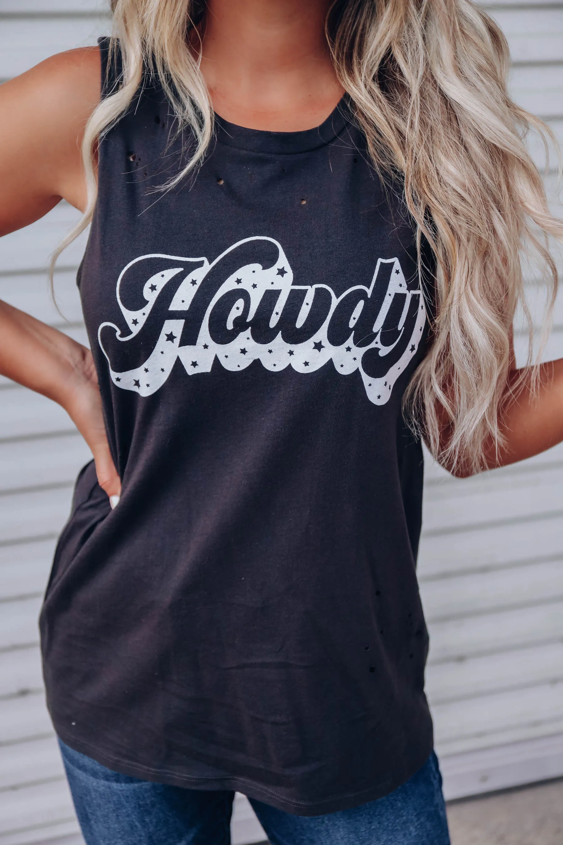 Howdy Distressed Graphic Tank - Black