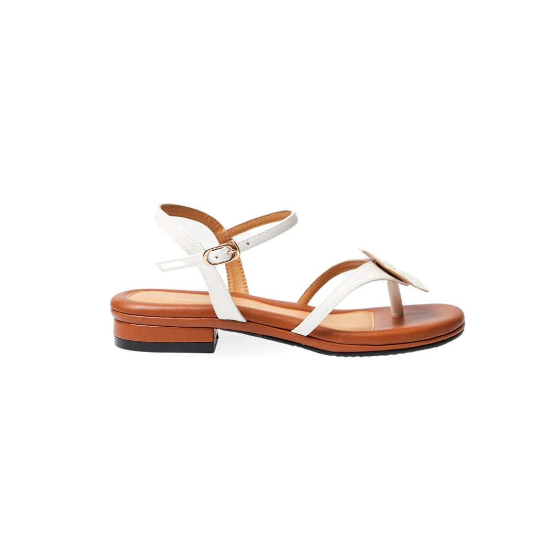 Lovely Lily Sandals in Hana White
