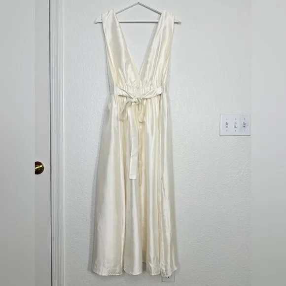 LuLus Elegant Destiny Cream Bow Midi Dress