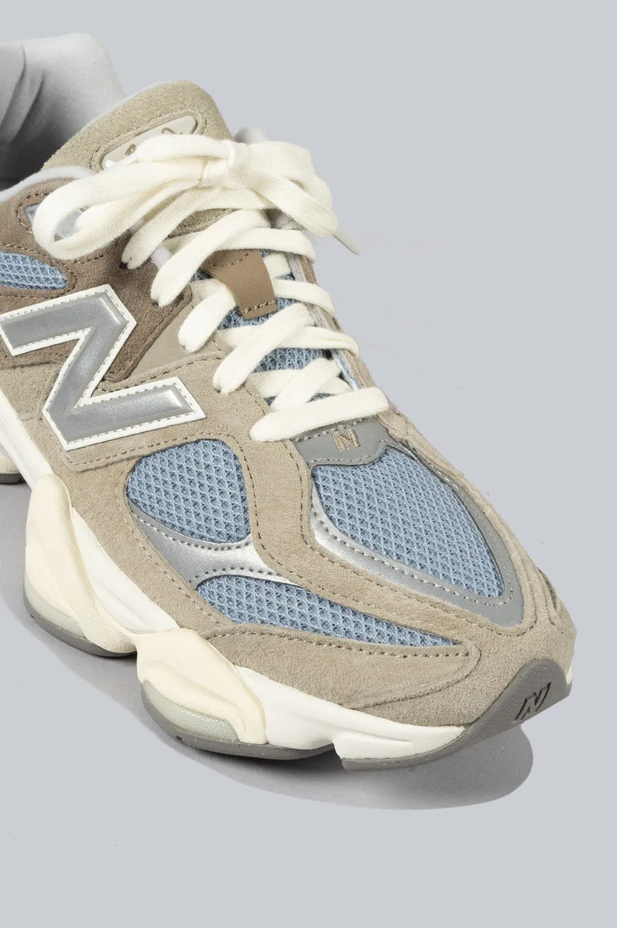 NEW BALANCE 9060 GREY SEA SALT BLUE