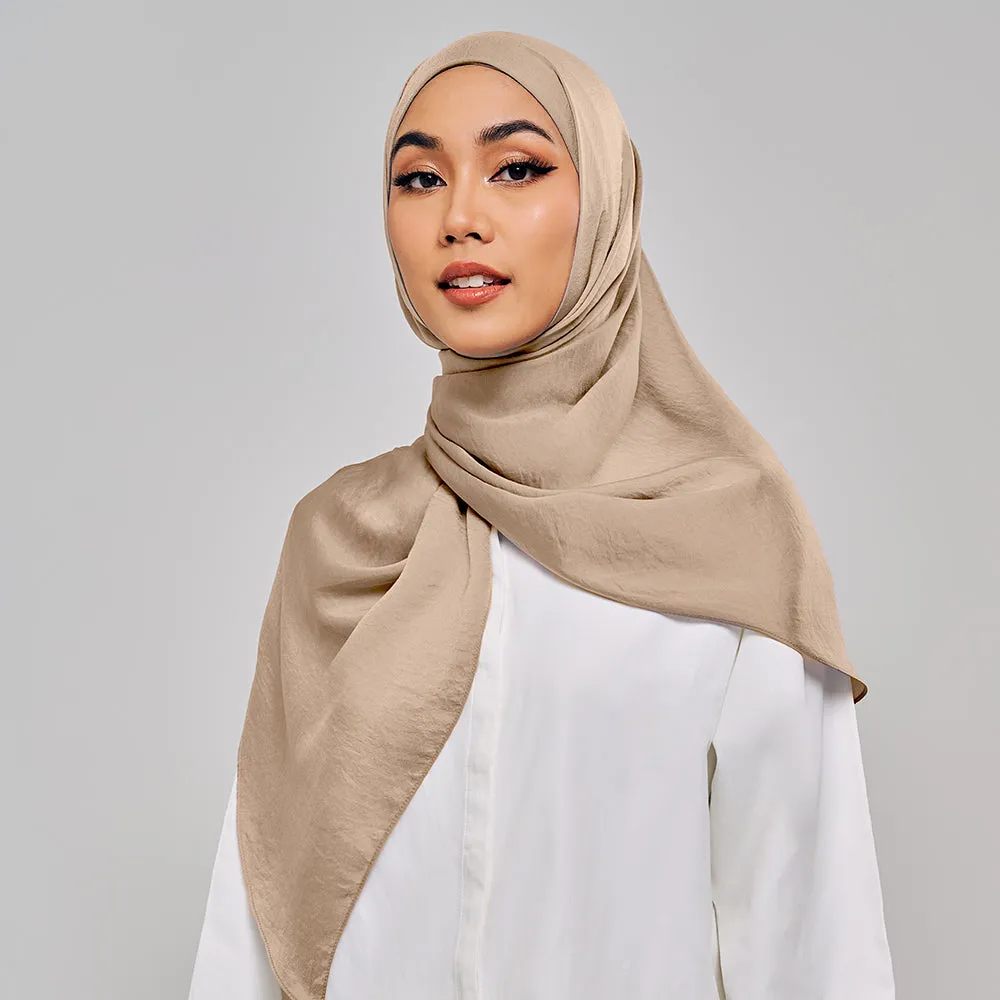 Niya Satin in Macchiato