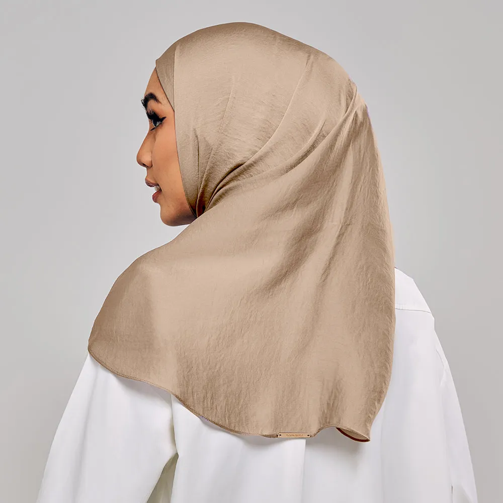 Niya Satin in Macchiato