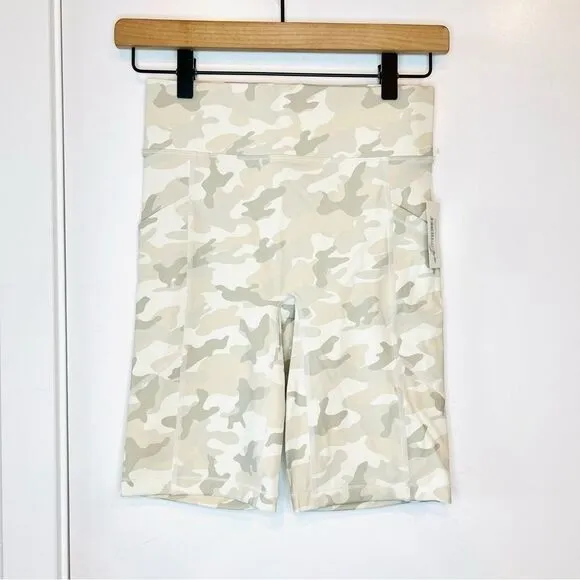 NWT All Access Center Stage Camo Bike Shorts in Sand Camo L