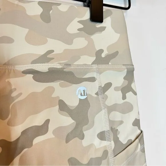 NWT All Access Center Stage Camo Bike Shorts in Sand Camo L