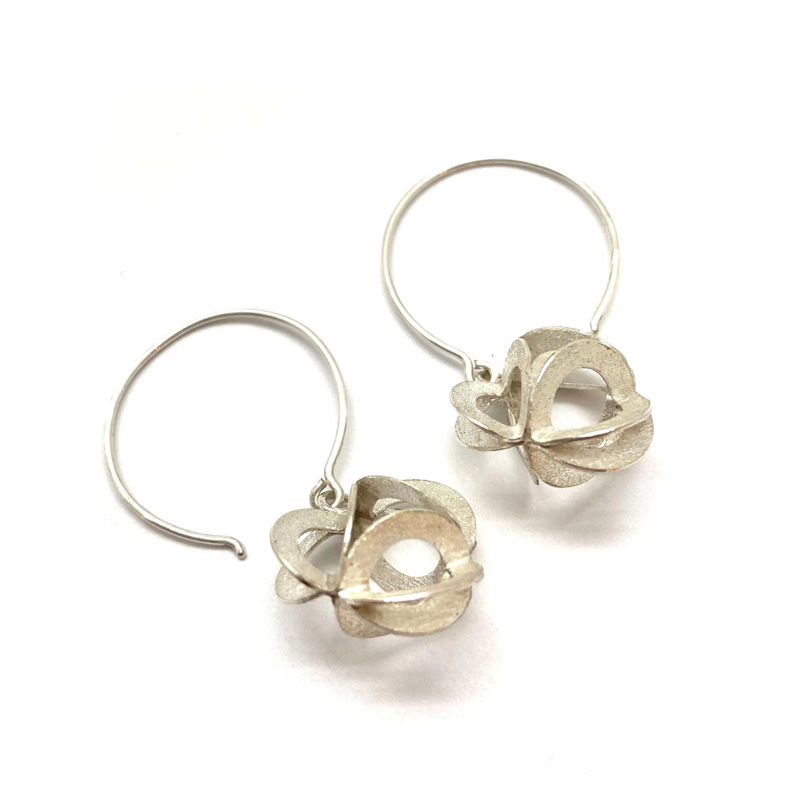 Open Silver Petal Orb Drops