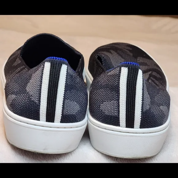 Rothys The Sneaker Women's Camo Gray Black Blue Size 10W