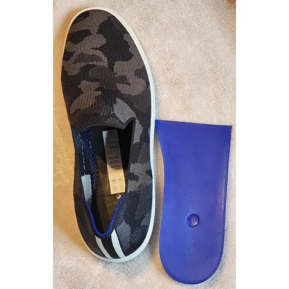Rothys The Sneaker Women's Camo Gray Black Blue Size 10W
