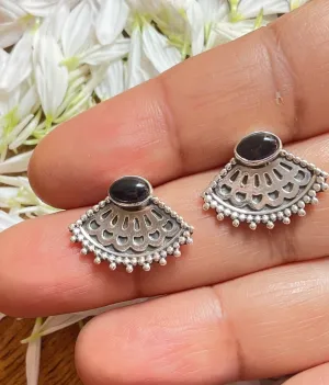 The Kashish Silver Gemstone Earstuds