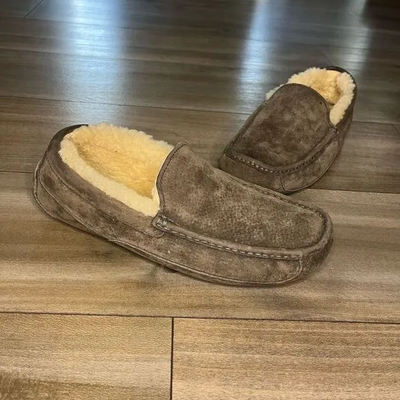 UGG Ascot Brown Suede Casual Slipper Men’s 10