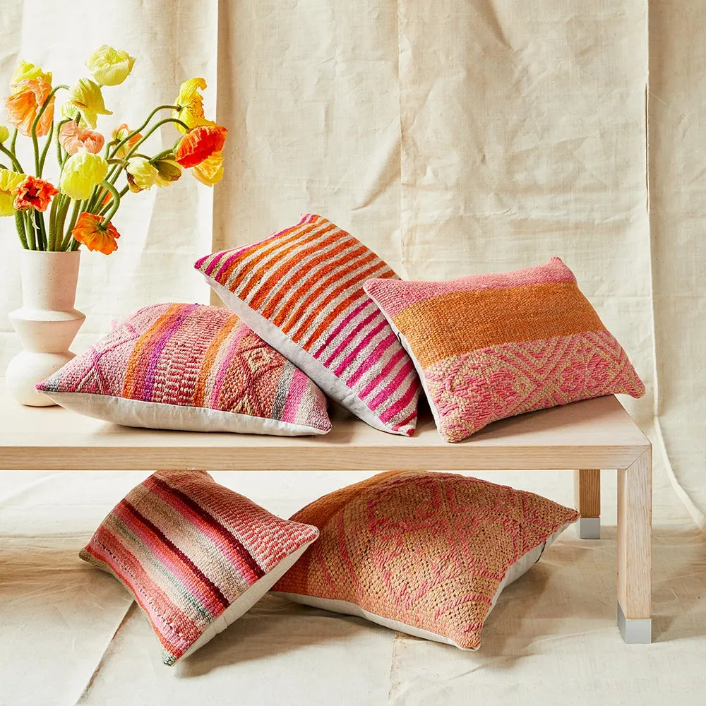 Woven Pillow 19A