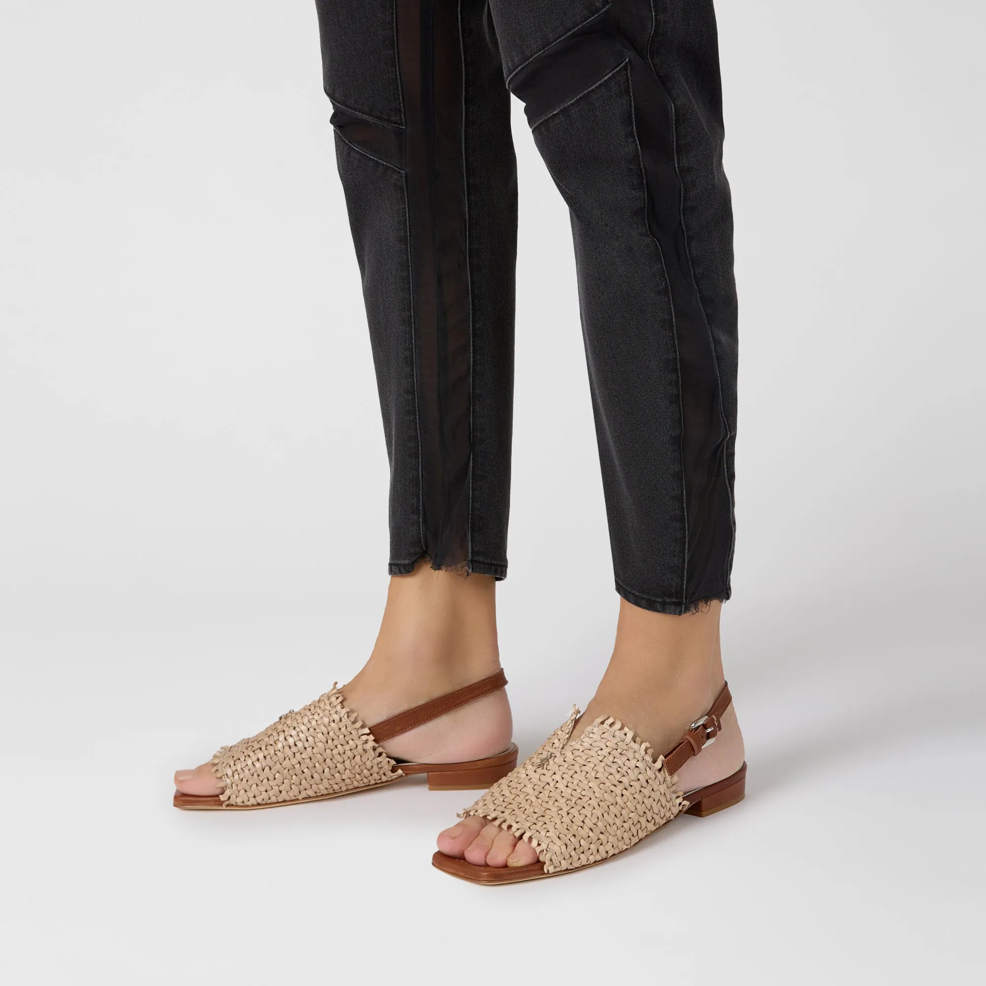 Woven Sandal Intreccio Madreperla