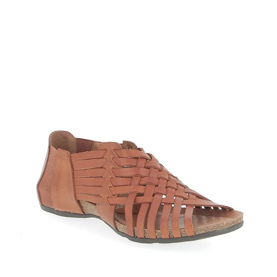 Zeta Pinto Tan Sandal